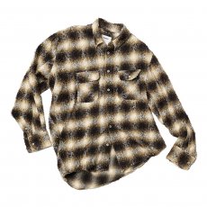 <img class='new_mark_img1' src='https://img.shop-pro.jp/img/new/icons14.gif' style='border:none;display:inline;margin:0px;padding:0px;width:auto;' />doublet / ZOMBIE SILHOUETTE CHECK SHIRT