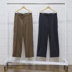 <img class='new_mark_img1' src='https://img.shop-pro.jp/img/new/icons14.gif' style='border:none;display:inline;margin:0px;padding:0px;width:auto;' />UNUSED / Wool wide slacks