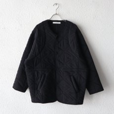 <img class='new_mark_img1' src='https://img.shop-pro.jp/img/new/icons14.gif' style='border:none;display:inline;margin:0px;padding:0px;width:auto;' />ARCHI / QUILT JAQUARD JACKET