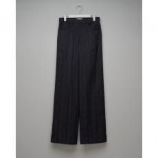 MASU / PLEATED PANTS<img class='new_mark_img2' src='https://img.shop-pro.jp/img/new/icons47.gif' style='border:none;display:inline;margin:0px;padding:0px;width:auto;' />