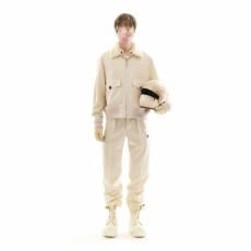 <img class='new_mark_img1' src='https://img.shop-pro.jp/img/new/icons14.gif' style='border:none;display:inline;margin:0px;padding:0px;width:auto;' />MASU / SWEET PILOT FLIGHT JACKET