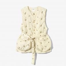 <img class='new_mark_img1' src='https://img.shop-pro.jp/img/new/icons14.gif' style='border:none;display:inline;margin:0px;padding:0px;width:auto;' />RHODOLIRION / PADDED VEST
