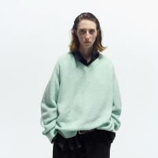 <img class='new_mark_img1' src='https://img.shop-pro.jp/img/new/icons14.gif' style='border:none;display:inline;margin:0px;padding:0px;width:auto;' />URU / V NECK KNIT