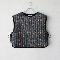ARCHI / BLOCK PRINT QUILTED VEST<img class='new_mark_img2' src='https://img.shop-pro.jp/img/new/icons47.gif' style='border:none;display:inline;margin:0px;padding:0px;width:auto;' />