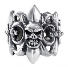 TRAVISWALKER<br/>MONARCH RING WITH SKULL16.5