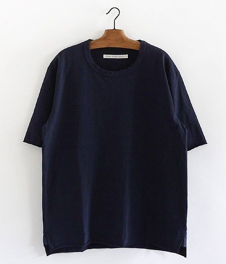  CURLY ADVANCE HS TEE [NAVY]