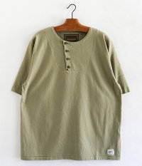  ANACHRONORM Tilted Henley Neck T-S [OLIVE]