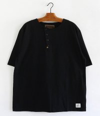  ANACHRONORM Tilted Henley Neck T-S [BLACK]