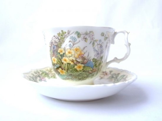 ロイヤルドルトン カップ&ソーサー□ブランベリーヘッジ C&S 春 SPRING 1客 ROYAL DOULTON 2 - アンティーク  ヴィンテージの高級クリスタル 陶磁器｜グラスクラシック