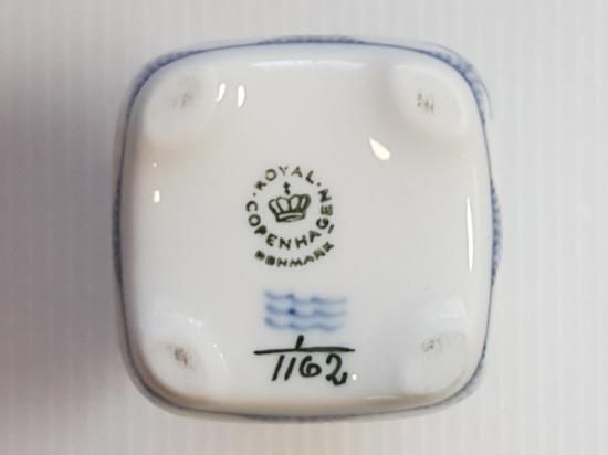 ロイヤルコペンハーゲン 花瓶□ブルーフルーテッド フルレース ベース