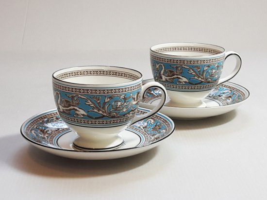 ウェッジウッド カップ＆ソーサー□フロレンティーン ターコイズ コーヒーC&S 2客セット WEDGWOOD 1級品 2 - アンティーク  ヴィンテージの高級クリスタル 陶磁器｜グラスクラシック