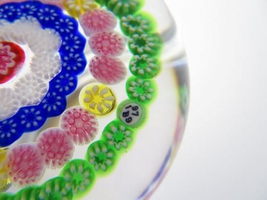 海外最新 ミルフィオリ Millefiori バカラ 緑の花の絨毯 ペーパー 