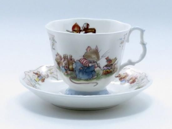 ROYAL DOULTON ブランベリーヘッジ