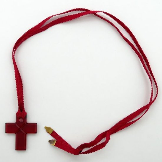バカラ ネックレス ○ クロス 十字架 赤色 レッド ペンダント ビジュー 