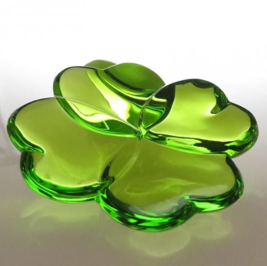 バカラ フィギュリン ○ クローバー 緑 グリーン 置物