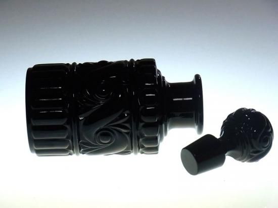 稀少美品 バカラ パフュームボトル 丸型 ブラッククリスタル 11cm 香水瓶 稀少美品 バカラ パフュームボトル 丸型 ブラッククリスタル 11cm 香水