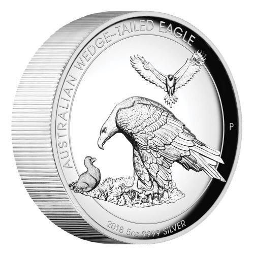 第一次世界大戦　征独記念　純銀盃　満洲事変　記念置物 18B46EAA