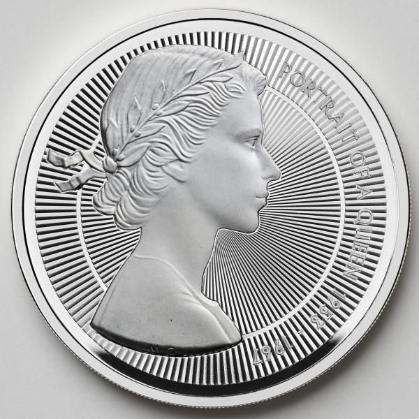 イギリスビンテージ　ホワイトペイントの額縁　レア横長 イギリス アンティーク 額縁・ピクチャーフレーム 001