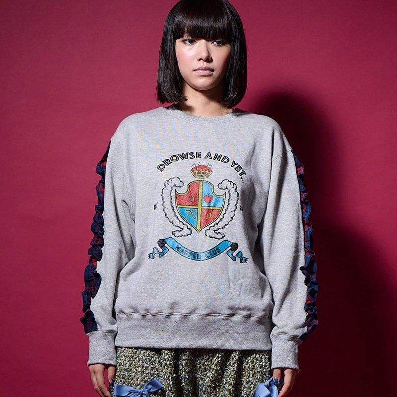 エンブレムプリントの袖フリルトレーナー/グレー×レッドチェック