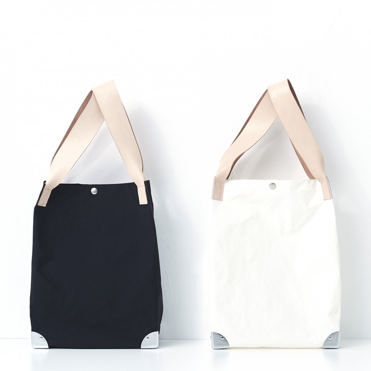 The city like tote (S) / white (発送はご注文から3営業日以内です) - ajew