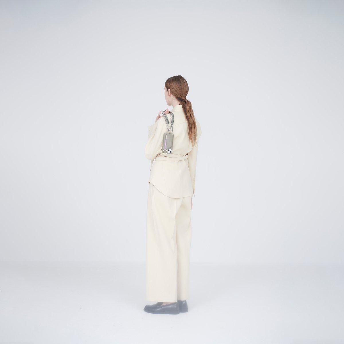 iPhone15ProMax / sage green 【ひも付きクロコ】 (発送はご注文から3