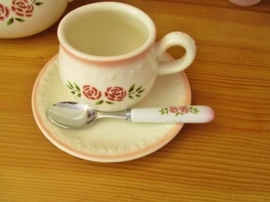 Many　マニー　ステンシルローズ　プレート2枚　ボウル2個　セット Many マニー ステンシルローズ プレート2枚 ボウル2個 セット