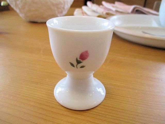 マニーローズ 陶器ル・プティ・デジュネ エッグカップ - 「フランス