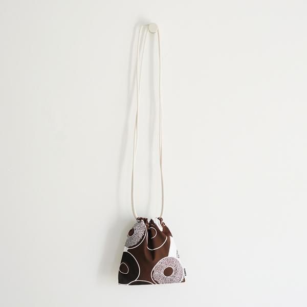 <img class='new_mark_img1' src='https://img.shop-pro.jp/img/new/icons5.gif' style='border:none;display:inline;margin:0px;padding:0px;width:auto;' />POCHETTE PRINT