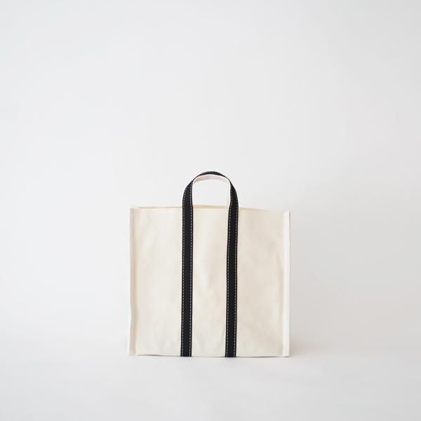 <img class='new_mark_img1' src='https://img.shop-pro.jp/img/new/icons1.gif' style='border:none;display:inline;margin:0px;padding:0px;width:auto;' />PLAY TOTE FOR 137