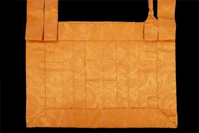 正絹　縮緬　宍色　臨済宗　1尺絡子 正絹 縮緬 宍色 臨済宗 1尺絡子 正絹 縮緬 宍色 臨済宗 1尺