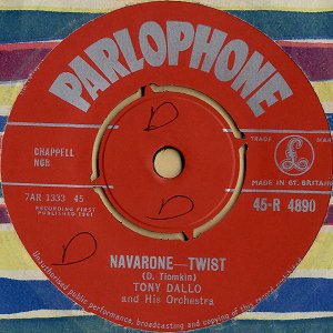 TONY DALLO AND HIS ORCHESTRA / Navarone Twist [7INCH]