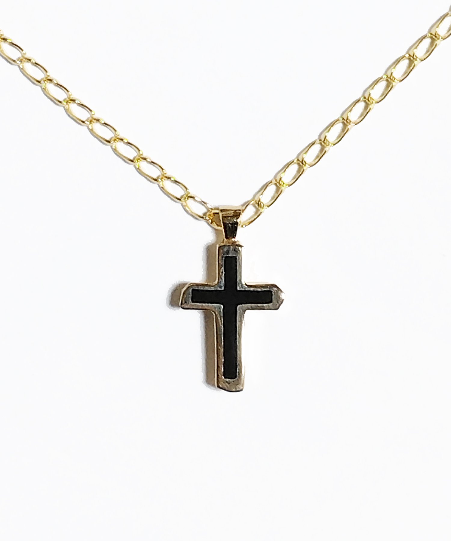 SAHRIVAR（シャフリーヴァル）Enameled Cross Necklace