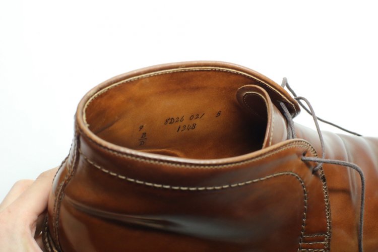 オールデン チャッカブーツ ウイスキーコードバン 7.5D 茶色 1348 - 靴 