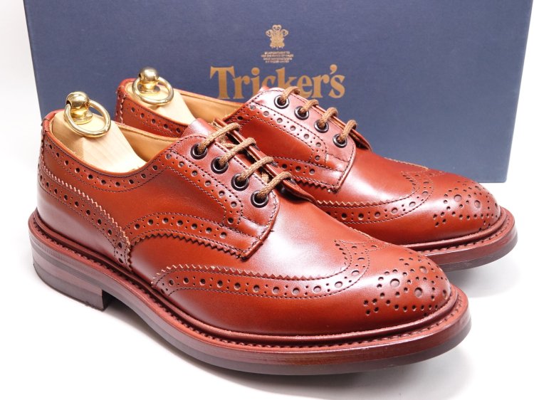 トリッカーズ（Tricker's） ウィングチップ靴