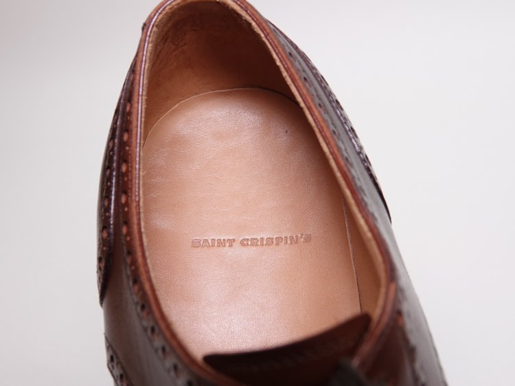 137 / 1001 使用数回 サンクリスピン SAINT CRISPIN'S フルブローグ ダークブラウン カーフ 6E シューツリー付き -  SHOESAHOLIC シューホリック 公式 | 高級中古靴専門の通販と買取ストア