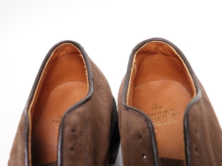 477 / 1209 試着程度 ブルックスブラザーズ （オールデン製） アンラインド プレーントゥ ダークブラウン スエード 9.5D ＃46480  - SHOESAHOLIC シューホリック 公式 | 高級中古靴専門の通販と買取ストア