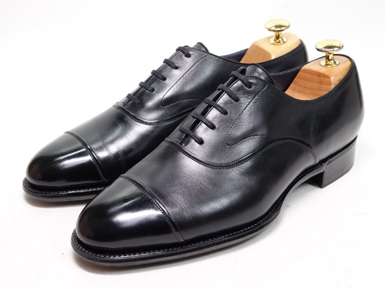 135 / 0322 極上 三陽山長 上級ライン？ 友二郎 ストレートチップ ブラック カーフ 6.5 リジェクト品？ - SHOESAHOLIC  シューホリック 公式 | 高級中古靴専門の通販と買取ストア