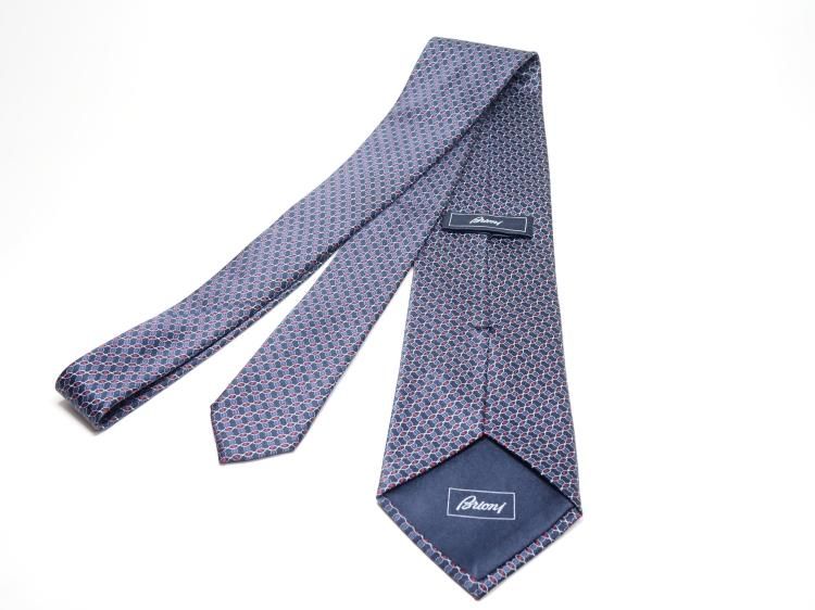 NT138 / 0601 使用数回 ブリオーニ BRIONI ネクタイ シルク100