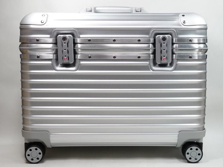 ☆正規品☆リモワRIMOWA☆トパーズ 海外旅行用スーツケース 4輪 98L