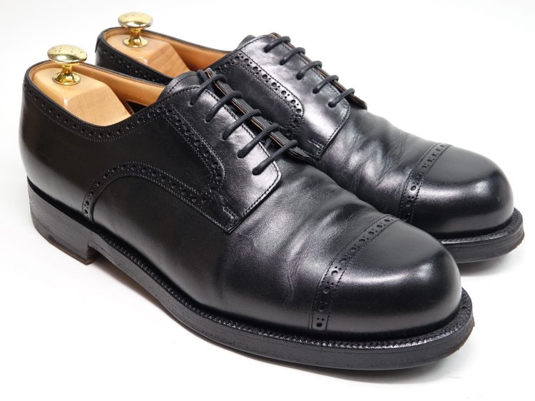 493 / 0713 美品 ジャコメッティ パンチドキャップトゥ ブラック カーフ 42 - SHOESAHOLIC シューホリック 公式 |  高級中古靴専門の通販と買取ストア