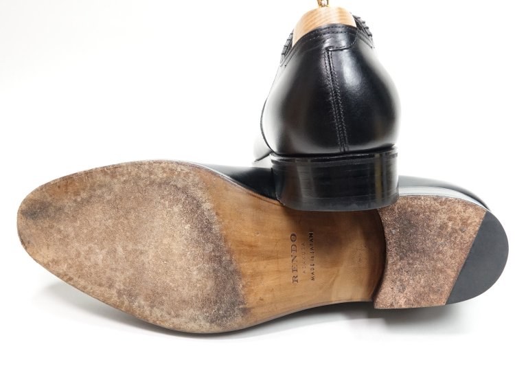 758 / 1015 使用数回 RENDO レンド サイドエラスティック ブラック カーフ 7.5 - SHOESAHOLIC シューホリック 公式  | 高級中古靴専門の通販と買取ストア