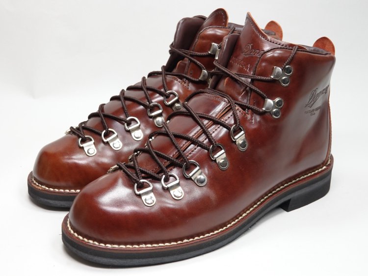 735 / 0317 使用数回 ダナー DANNER ブーツ ダークブラウン コードバン USサイズ 8 UKサイズ 7.5 ＃DS10054X  DBR - SHOESAHOLIC シューホリック 公式 | 高級中古靴専門の通販と買取ストア