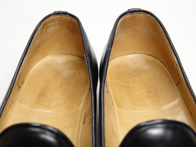 958 / 0417 美品 VASS タッセルローファー ブラック カーフ 40 - SHOESAHOLIC シューホリック 公式 |  高級中古靴専門の通販と買取ストア