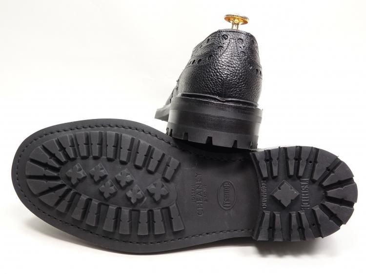 572 / 0915 試着程度 チーニー AVON C フルブローグ ブラック グレイン