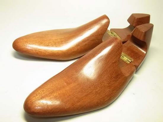 超極上! 使用1回 ビスポーク ジョンロブ john lobb - SHOESAHOLIC シューホリック 公式 | 高級中古靴専門の通販と買取ストア