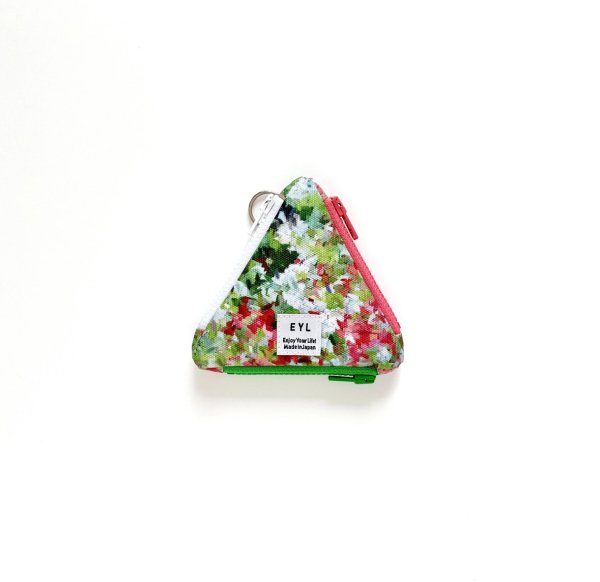 <img class='new_mark_img1' src='https://img.shop-pro.jp/img/new/icons1.gif' style='border:none;display:inline;margin:0px;padding:0px;width:auto;' />EYL (enjoy your life) triangle coin purse (impression of Flowers)