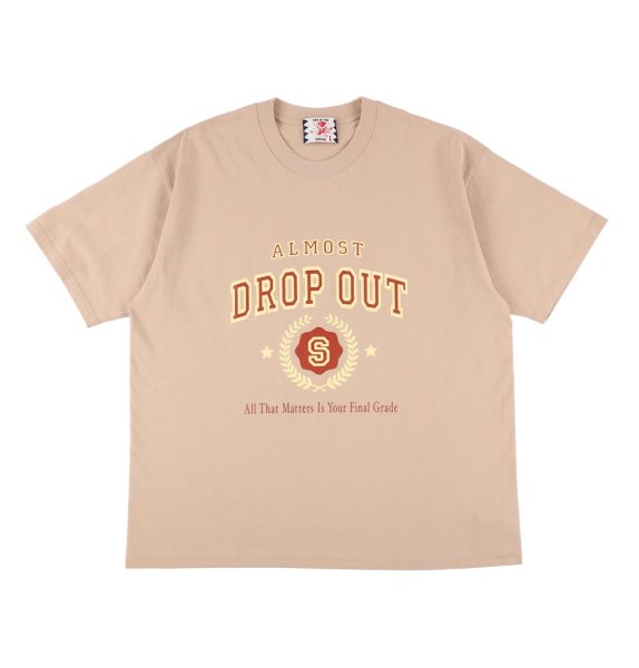 <img class='new_mark_img1' src='https://img.shop-pro.jp/img/new/icons1.gif' style='border:none;display:inline;margin:0px;padding:0px;width:auto;' />SON OF THE CHEESE ΥХ College TEE (beige) 