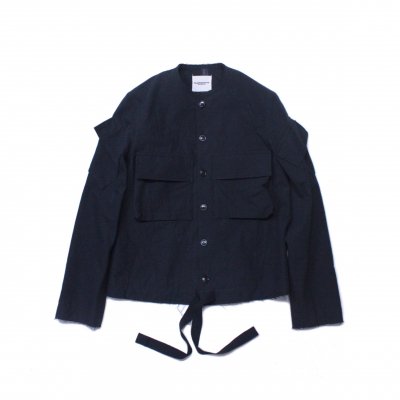 cutoff collar CPO shirt jacket. (black.)