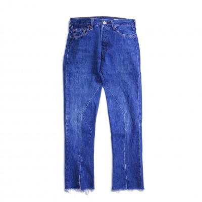 SLIT JEANS (BLUE/S-A)<img class='new_mark_img2' src='https://img.shop-pro.jp/img/new/icons8.gif' style='border:none;display:inline;margin:0px;padding:0px;width:auto;' />