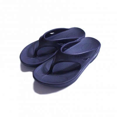 signature flip-flop. (black.)<img class='new_mark_img2' src='https://img.shop-pro.jp/img/new/icons8.gif' style='border:none;display:inline;margin:0px;padding:0px;width:auto;' />